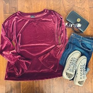 Worthington Maroon Velvet Top